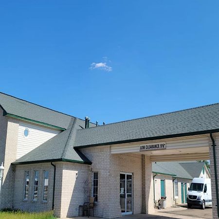 Hometown Inn By Oyo Texhoma, Ok Exterior foto